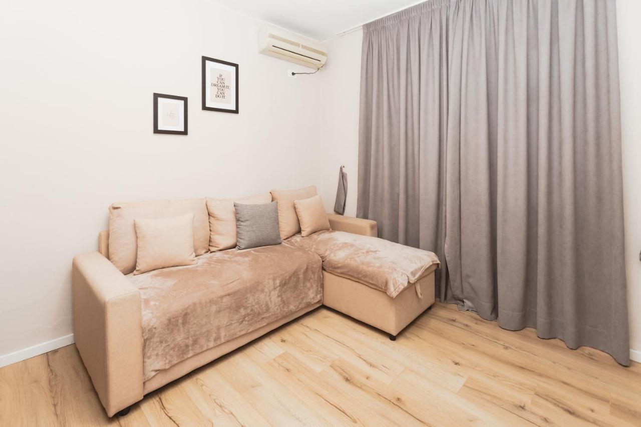 New Apartment At New Bazaar - Tirana City Center מראה חיצוני תמונה