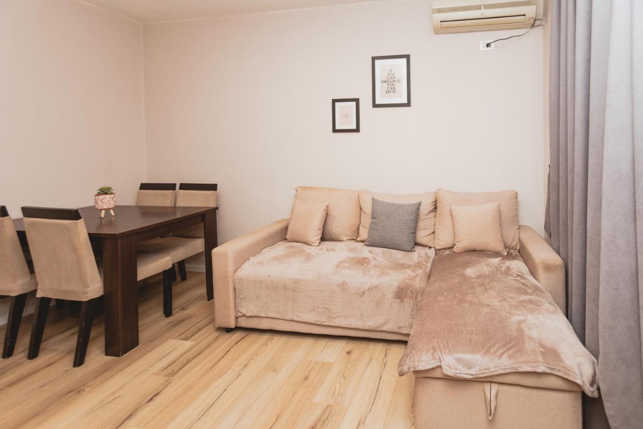 New Apartment At New Bazaar - Tirana City Center מראה חיצוני תמונה